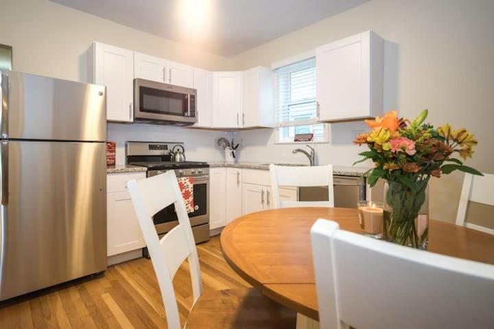 The Boston Rental - Multiple Floorplans Екстериор снимка