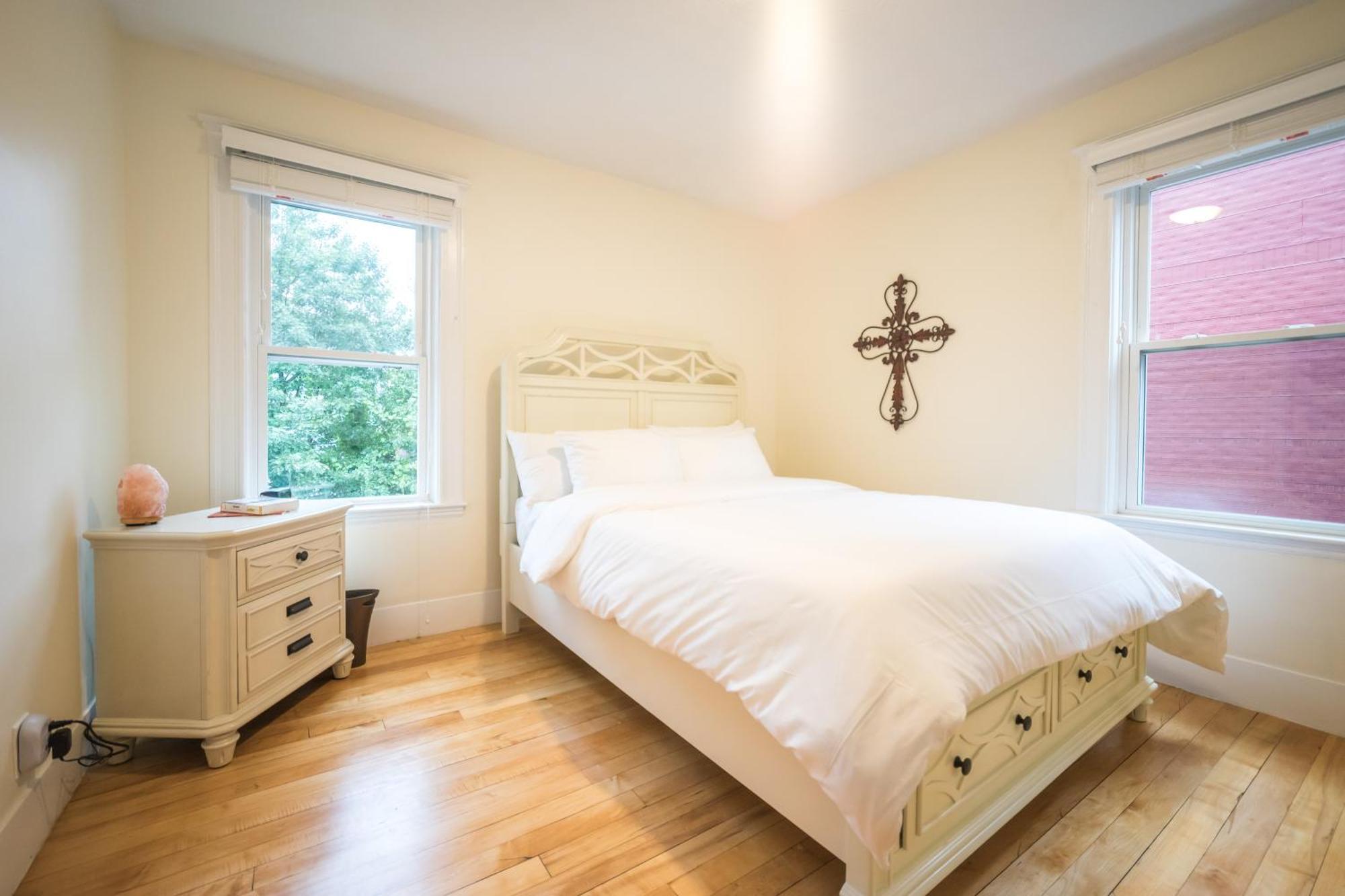 The Boston Rental - Multiple Floorplans Екстериор снимка
